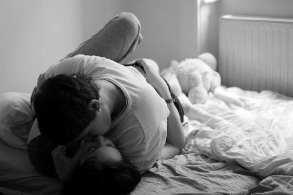 Nằm mơ thấy quan hệ với người yêu cũ có ý nghĩa như thế nào? 11 Tiết lộ con số may mắn khi mơ thấy quan hệ với người yêu cũ